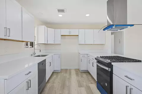 9142 Ave E 8 W, Lancaster, CA 93536 photo 9