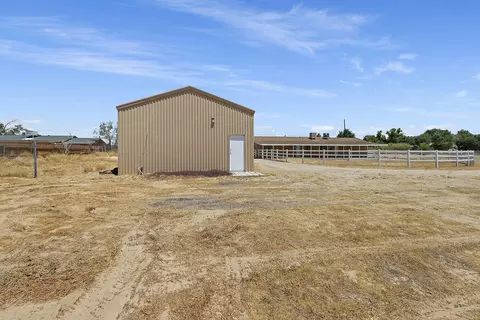 9142 Ave E 8 W, Lancaster, CA 93536 photo 27