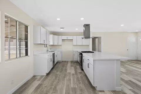 9142 Ave E 8 W, Lancaster, CA 93536 photo 8