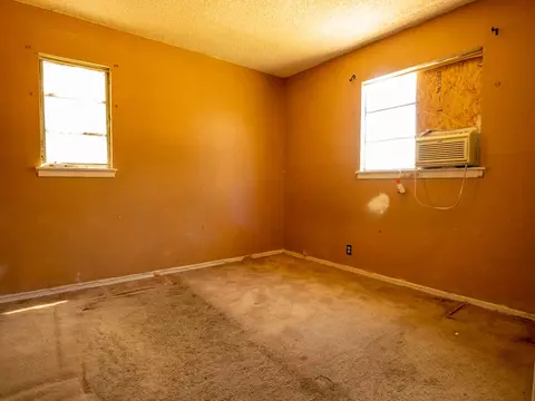 1114 Oldfield St W, Lancaster, CA 93534 photo 9