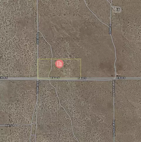 200 Th East On Ave S Nec, Palmdale, CA 93591