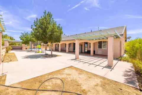 8753 Ave D2 W, Lancaster, CA 93536 photo 24