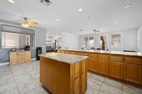 8753 Ave D2 W, Lancaster, CA 93536 photo 8