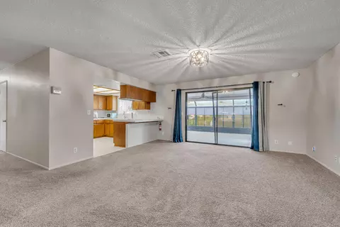 301 Avenue S E, Palmdale, CA 93550 photo 12