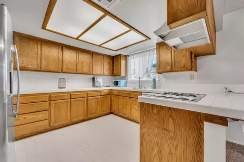301 Avenue S E, Palmdale, CA 93550 photo 17