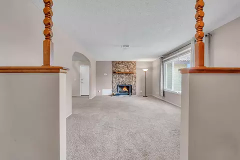 301 Avenue S E, Palmdale, CA 93550 photo 8