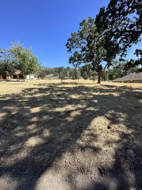 0 Hambletonian Dr, Tehachapi, CA 93561 photo 3