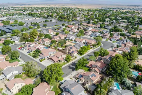 43848 Windsor Pl, Lancaster, CA 93536 photo 47