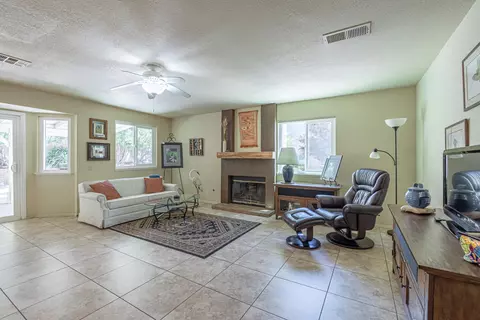 43848 Windsor Pl, Lancaster, CA 93536 photo 16
