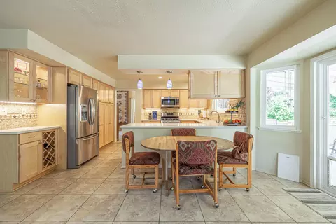 43848 Windsor Pl, Lancaster, CA 93536 photo 12