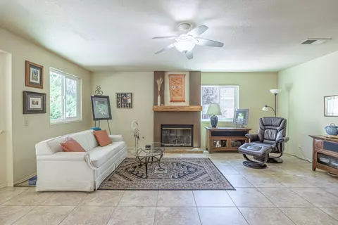43848 Windsor Pl, Lancaster, CA 93536 photo 14