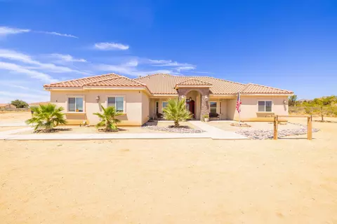 4921 45th St W, Rosamond, CA 93560