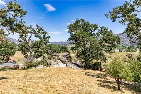 30220 Garces Ct, Tehachapi, CA 93561 photo 35