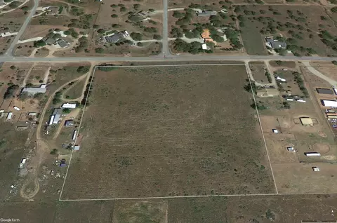 Schout Road, Tehachapi, CA 93561
