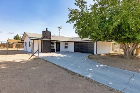 7810 Greenwood Ave, California City, CA 93505