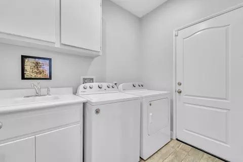 4036 Jonathan St, Lancaster, CA 93536 photo 25