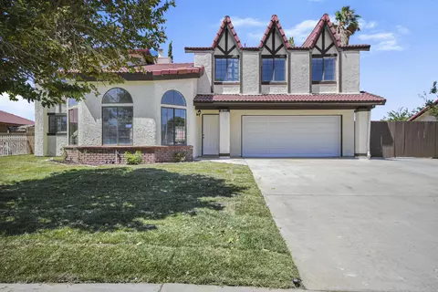 1633 Lauterbach St, Lancaster, CA 93535