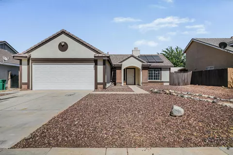 36922 Solvay St, Palmdale, CA 93552