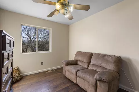 21504 Sunnybrook Dr, Tehachapi, CA 93561 photo 18