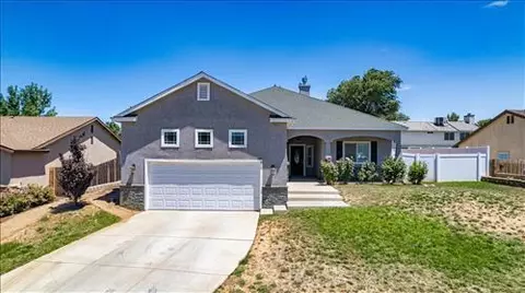 Exterior - 810 Mulberry St, Tehachapi, CA 93561 photo 7 of 7
