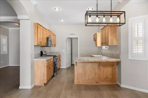 Kitchen - 810 Mulberry St, Tehachapi, CA 93561 photo 1 of 2