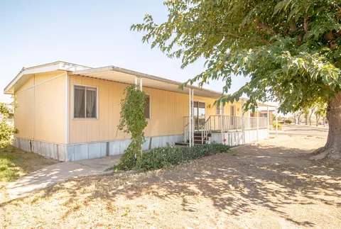 1301 Avenue I Spc 442 E #., Lancaster, CA 93535