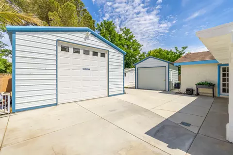 44330 Ruthron Ave, Lancaster, CA 93536 photo 28