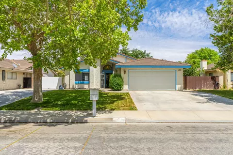 44330 Ruthron Ave, Lancaster, CA 93536