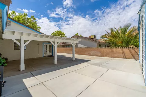 44330 Ruthron Ave, Lancaster, CA 93536 photo 29
