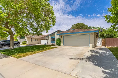 44330 Ruthron Ave, Lancaster, CA 93536 photo 3