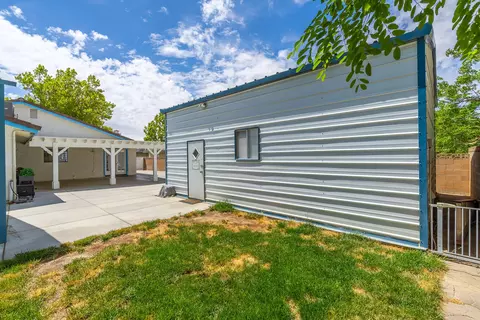 44330 Ruthron Ave, Lancaster, CA 93536 photo 31