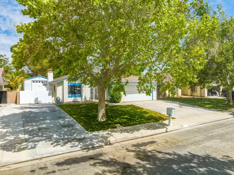 44330 Ruthron Ave, Lancaster, CA 93536 photo 35