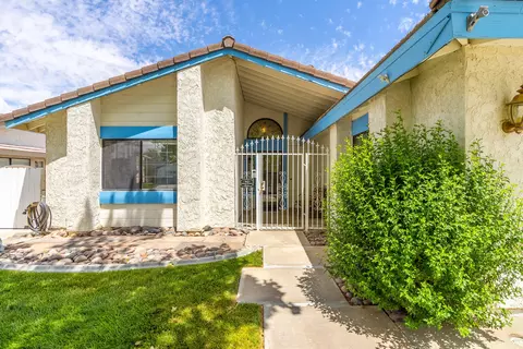 44330 Ruthron Ave, Lancaster, CA 93536 photo 5