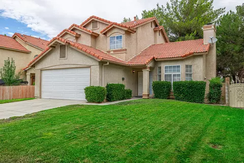 1663 Camran Ave, Lancaster, CA 93535