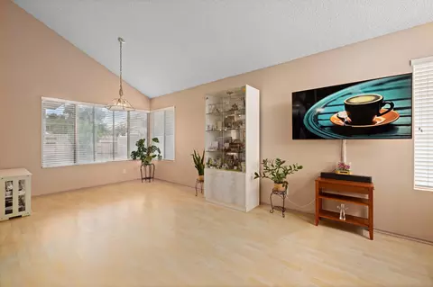 37729 49th St E, Palmdale, CA 93552 photo 7