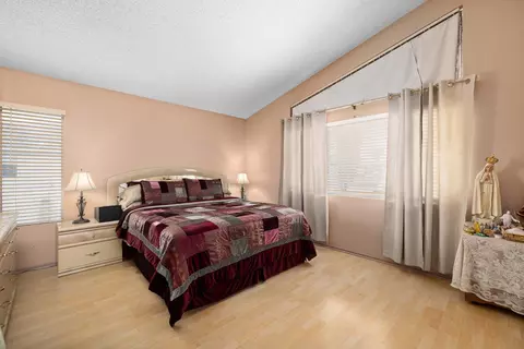37729 49th St E, Palmdale, CA 93552 photo 30