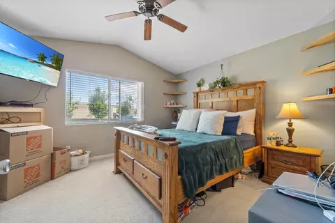 44708 Tarragon Dr, Lancaster, CA 93536 photo 17