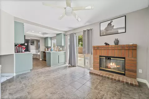 44708 Tarragon Dr, Lancaster, CA 93536 photo 14