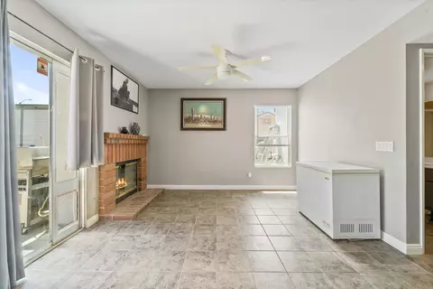 44708 Tarragon Dr, Lancaster, CA 93536 photo 15