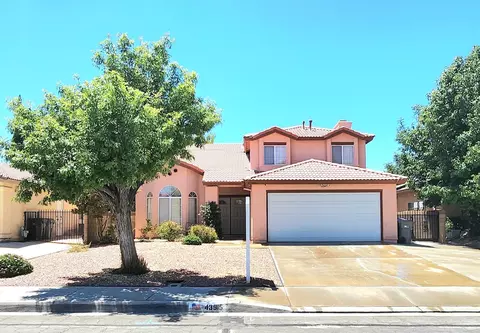 43915 Silver Bow Rd, Lancaster, CA 93535