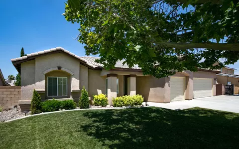 43901 Generation Ave, Lancaster, CA 93536