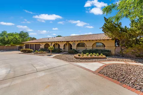 40354 17th St W, Palmdale, CA 93551