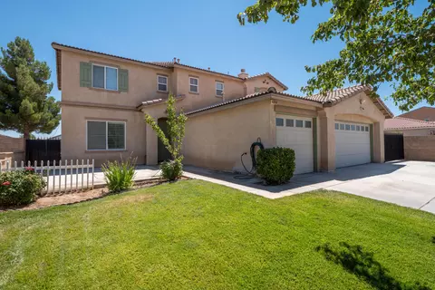 43936 Hampton St, Lancaster, CA 93536 photo 4