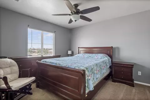 43936 Hampton St, Lancaster, CA 93536 photo 32