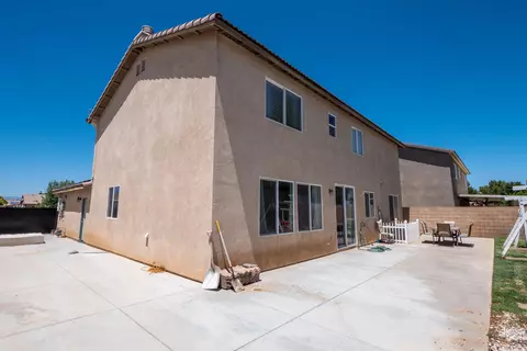 43936 Hampton St, Lancaster, CA 93536 photo 41