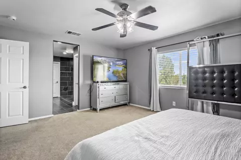 43936 Hampton St, Lancaster, CA 93536 photo 24