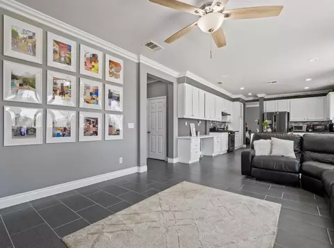 43936 Hampton St, Lancaster, CA 93536 photo 6