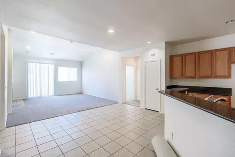 2715 Avenue J4 E, Lancaster, CA 93535 photo 10
