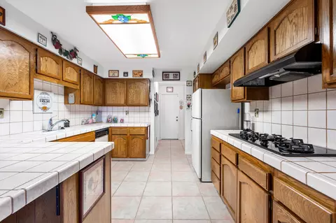 217 Eagle Ln, Palmdale, CA 93551 photo 13
