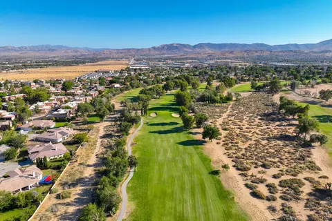 217 Eagle Ln, Palmdale, CA 93551 photo 42